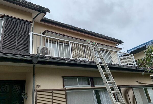 船橋市三咲A様邸外壁塗装・屋根塗装・大工工事｜近隣で工事したお客様からの紹介_施工前 (3)