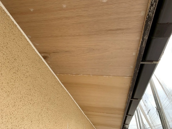 船橋市三咲A様邸外壁塗装・屋根塗装・大工工事｜近隣で工事したお客様からの紹介_軒裏