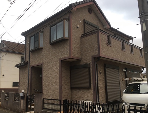船橋市三咲S様邸外壁塗装｜ブラウン系からひまわりのような明るいデザインへ！ (3)
