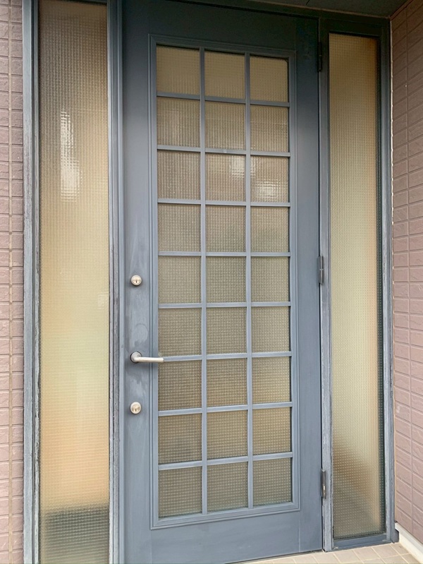 船橋市三咲S様邸|玄関ドア塗装 (3)